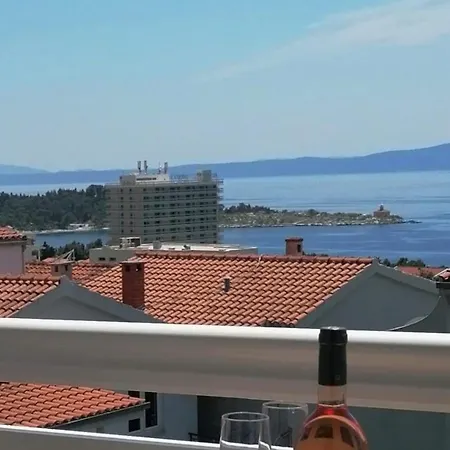 Appartamento With Sea View In A1